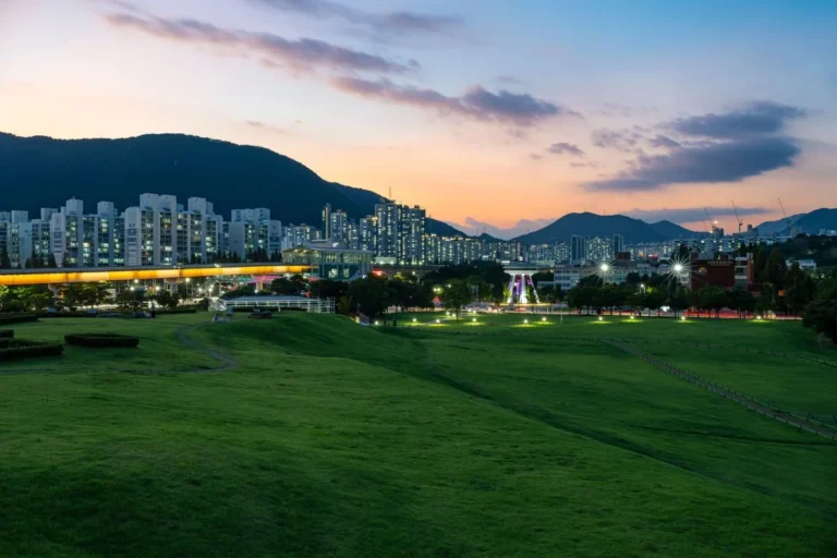 성동 야경 (출처 : 한국관광공사)