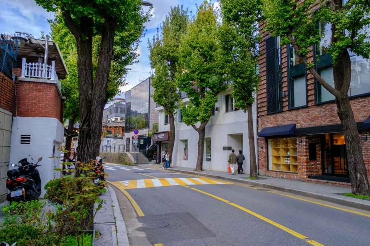 삼청동 드라이브 (출처 : 한국관광공사)